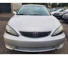 2005 Toyota Camry SE 4 CLY